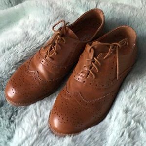 Tan oxfords NEVER WORN!
